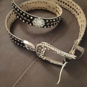 Rhinestone Accent Black Leather Belt - Studded Western Buckle Waist Size 41 inch